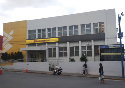 Ag&ecirc;ncias abrir&atilde;o uma hora mais cedo at&eacute; sexta-feira (12) para atender clientes interessados em negociar d&eacute;bitos por meio do programa Novo Desenrola Brasil