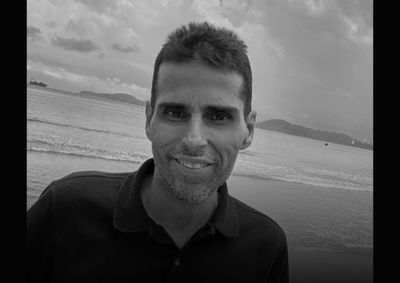 Alcides faleceu nesta segunda-feira (10), no Hospital Portugu&ecirc;s, no Recife; vel&oacute;rio e sepultamento acontecem nesta ter&ccedil;a-feira (11)