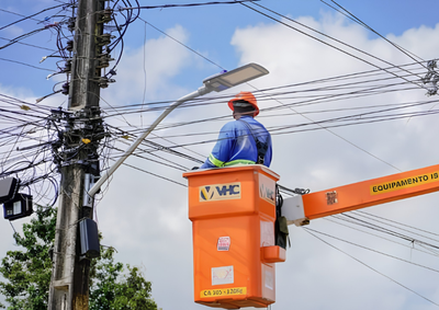 Surubim, Casinhas e Orob&oacute; passar&atilde;o a contar com lumin&aacute;rias em LED, mais eficientes e duradouras em a&ccedil;&atilde;o da Secretaria de Desenvolvimento Urbano e Habita&ccedil;&atilde;o