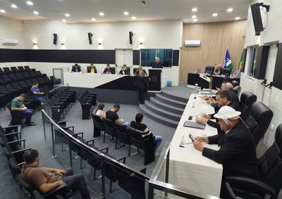 Dr. Vav&aacute; solicitou dados &agrave; Prefeitura sobre vereadora de Santa Cruz do Capibaribe e afirmou ter seis assinaturas para poss&iacute;vel pedido de abertura de CPI