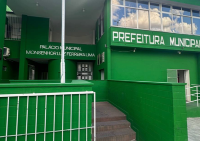 Editais oferecem 18 vagas para atua&ccedil;&atilde;o como recepcionista, cozinheiro e copeiro; inscri&ccedil;&otilde;es seguem at&eacute; 17 de agosto, de forma presencial ou pelos Correios