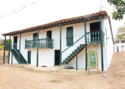 Encontro gratuito votado para educadores acontece no domingo e ter&aacute; roda de conversa, visita guiada, apresenta&ccedil;&atilde;o musical e transporte para participantes