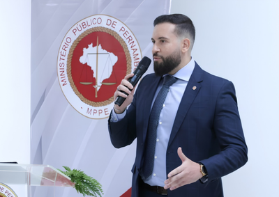 Bruno Santacatharina orienta eleitores sobre compra de votos, uso da m&aacute;quina p&uacute;blica, propaganda, desinforma&ccedil;&atilde;o e den&uacute;ncias nas Elei&ccedil;&otilde;es 2026