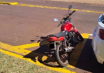 A&ccedil;&atilde;o ocorreu ap&oacute;s den&uacute;ncias de populares sobre o ve&iacute;culo que estava estacionado de forma irregular em um ponto de &ocirc;nibus