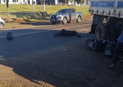 Homem de 41 anos morreu no local; passageira da motocicleta ficou gravemente ferida e foi levada ao hospital