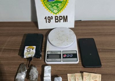 Homem confessou que vendia drogas no sistema delivery e indicou onde escondia mais por&ccedil;&otilde;es de maconha, em Toledo