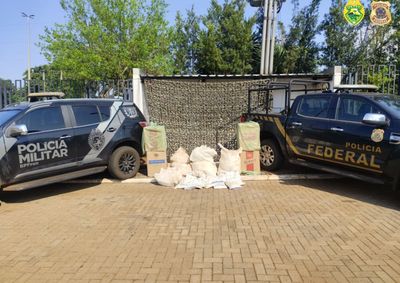 Mercadorias de origem estrangeira foram localizadas em trilhas de uma &aacute;rea rural no Oeste do Paran&aacute;