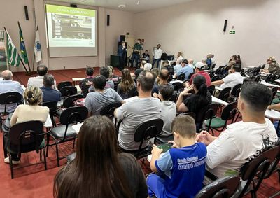 Moradores presentes a encontros realizados na noite desta quinta-feira (27) no CJU do Jardim Europa conheceram detalhes e puderam tirar d&uacute;vidas