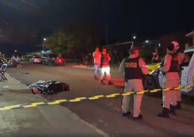 V&iacute;tima foi atingida por mais de cinco disparos; ve&iacute;culo incendiado tamb&eacute;m foi encontrado pr&oacute;ximo