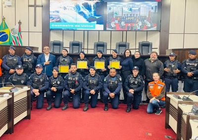 Cinco guardas municipais integrantes da equipe foram homenageados em reconhecimento ao trabalho desenvolvido