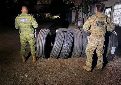 A&ccedil;&atilde;o ocorreu durante a madrugada, ap&oacute;s agentes identificarem travessia de embarca&ccedil;&otilde;es pelo Rio Paran&aacute;