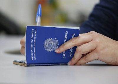 Rela&ccedil;&atilde;o divulgada pela Ag&ecirc;ncia do Trabalhador re&uacute;ne oportunidades no com&eacute;rcio, na ind&uacute;stria, na constru&ccedil;&atilde;o civil e mais