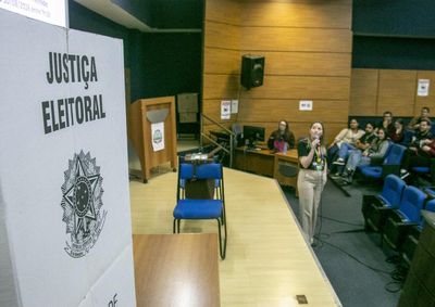 Vota&ccedil;&atilde;o acontece neste domingo (30), das 8h &agrave;s 17h, na Escola Municipal Shirley Maria Lorandi Saurin, no Centro