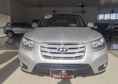 Hyundai Santa