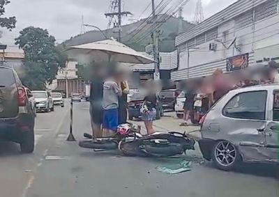 O incidente ocorreu por volta das 12h30 desta ter&ccedil;a-feira (09/12). O estado de sa&uacute;de das v&iacute;timas ainda &eacute; desconhecido; informa&ccedil;&otilde;es em atualiza&ccedil;&atilde;o.