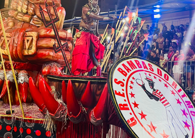 Bicampe&atilde; do Carnaval trirriense encerra a programa&ccedil;&atilde;o com desfile a partir das 22h