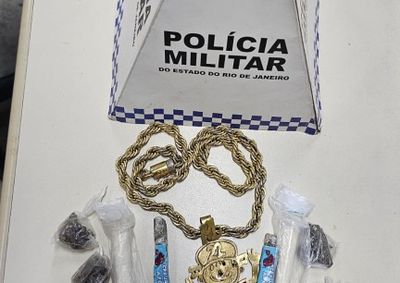 Homem de 26 anos foi localizado em casa no bairro Amap&aacute;; drogas foram apreendidas no im&oacute;vel