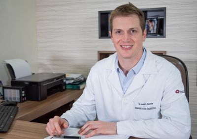 A patologia, que afeta o intestino, é considerada comum e quando não tratada pode ser fatal ao paciente