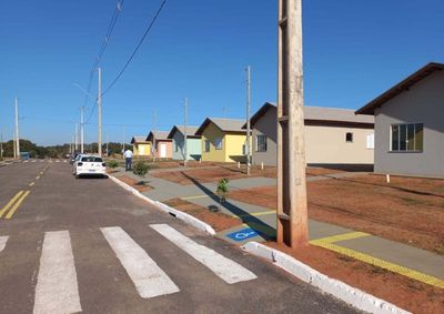 As famílias com renda de até três salários mínimos receberam R$ 15 mil para abater o valor de entrada dos imóveis