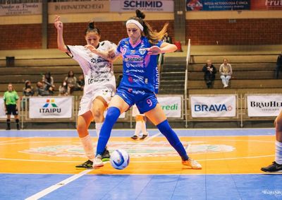 Time chega a sétima rodada do Paranaense com um empate, três vitórias e duas derrotas