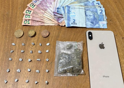 Diante da situa&ccedil;&atilde;o, o menor, juntamente com os materiais apreendidos e a quantia de R$ 95,00, foi encaminhado &agrave; 7&ordf; Subdivis&atilde;o Policial 