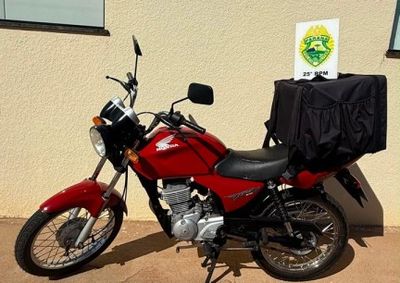 Suspeitos usavam motocicleta e disfarces de entrega para comercializar entorpecentes pr&oacute;ximo a centro de acolhimento municipal