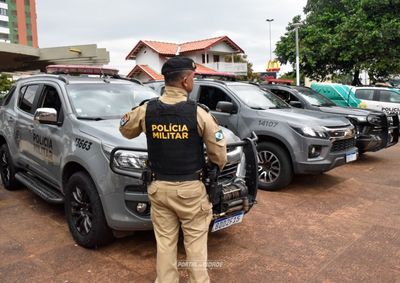 Concentra&ccedil;&atilde;o de viaturas e tropas especiais na tarde desta quarta-feira (10) marcou a nova fase do cerco policial na regi&atilde;o