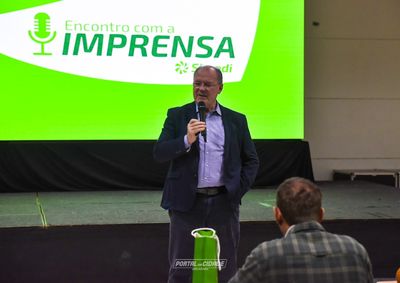 Jaime Basso apresentou os n&uacute;meros robustos da institui&ccedil;&atilde;o em 2026 e refor&ccedil;ou o papel social do cooperativismo de cr&eacute;dito no desenvolvimento regional