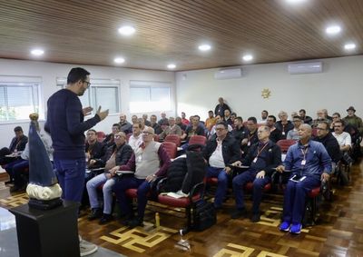 Candidatos ao diaconato permanente dedicaram-se &agrave; Liturgia das Horas e aprofundaram estudos em Mariologia