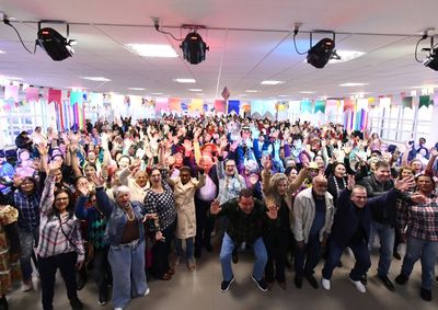 Evento realizado no Sest/Senat contou com servi&ccedil;os m&eacute;dicos, quitutes tradicionais e o an&uacute;ncio de um novo centro de conviv&ecirc;ncia diurna pelo munic&iacute;pio