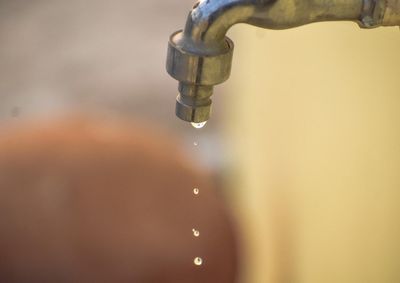 Durante a realiza&ccedil;&atilde;o dos servi&ccedil;os pode haver oscila&ccedil;&atilde;o de press&atilde;o na rede de distribui&ccedil;&atilde;o e falta de &aacute;gua pontual