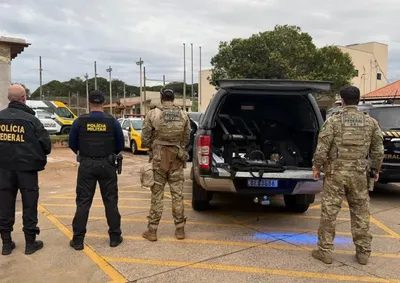 A&ccedil;&atilde;o &eacute; desdobramento de ofensiva que prendeu cinco policiais militares em mar&ccedil;o; alvos foram eletr&ocirc;nicos e celulares