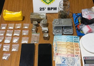 Opera&ccedil;&atilde;o ostensiva fechou ponto de comercializa&ccedil;&atilde;o de entorpecentes no bairro