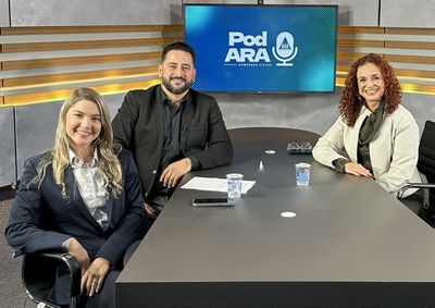 Para comandar o bate-papo, que vai ao ar &agrave;s 19h, podcast recebe a m&eacute;dica especialista Dra. Sandriani Silva Posseti e a personal trainer Lorena Camps