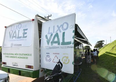 Para participar, os interessados devem levar 6 quilos de recicl&aacute;veis limpos, que poder&atilde;o ser trocados por uma cesta com frutas, legumes e hortali&ccedil;as