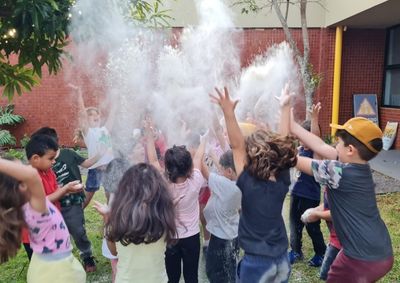 A programa&ccedil;&atilde;o &eacute; voltada para crian&ccedil;as de 4 a 12 anos e promete reunir atividades recreativas, esportivas e culturais durante o per&iacute;odo de f&eacute;rias escolares