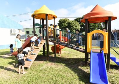Os pais ou respons&aacute;veis devem comparecer &agrave;s unidades de ensino indicadas nos editais nos dias 29 e 30 de junho, das 8h &agrave;s 12h e das 13h30 &agrave;s 17h