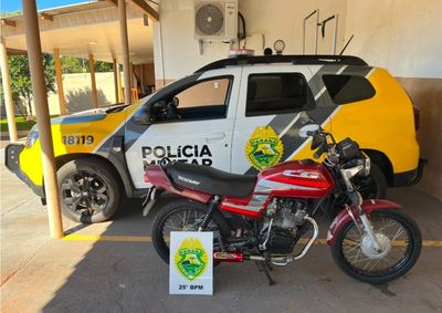 O jovem n&atilde;o possu&iacute;a Carteira Nacional de Habilita&ccedil;&atilde;o (CNH), e a motocicleta estava com o escapamento aberto, produzindo ru&iacute;do excessivo