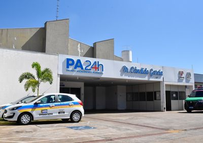 Equipe da PM conteve o agressor de 38 anos, que resistiu &agrave; abordagem e acabou detido; caso foi encaminhado para a delegacia de Pol&iacute;cia Civil