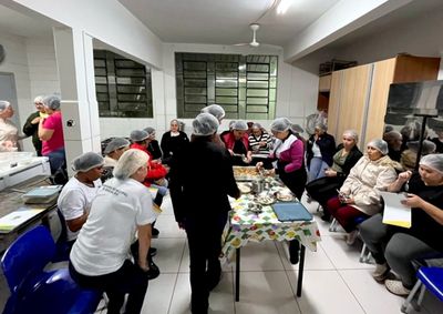 Foram apresentadas receitas com ingredientes como aveia, gr&atilde;o-de-bico, lentilha e ervilha, ricas em fibras, prote&iacute;nas, vitaminas e minerais