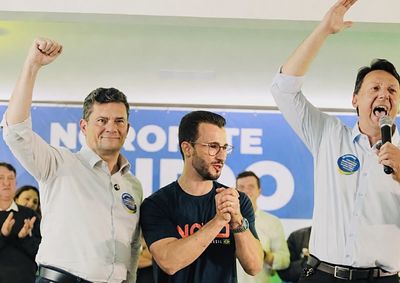 An&uacute;ncio ocorreu em evento conjunto com o PL nesta semana; ex-vereador de Umuarama vai concentrar esfor&ccedil;os na pr&eacute;-candidatura de Dr. Giuliano Turetta