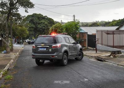 Caio Alexandre era procurado por dois homic&iacute;dios e investigado por um terceiro crime cometido em 2024; ele reagiu &agrave; abordagem com disparos de uma 9mm