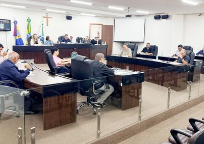 Tamb&eacute;m foi autorizada a abertura de cr&eacute;dito adicional especial de R$ 300 mil em prol do Fundo Municipal de Sa&uacute;de