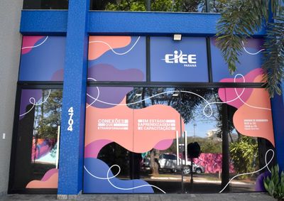 Entre as oportunidades dispon&iacute;veis, est&atilde;o vagas para estudantes de Administra&ccedil;&atilde;o, Direito, Contabilidade, Pedagogia, Marketing e Engenharia Civil