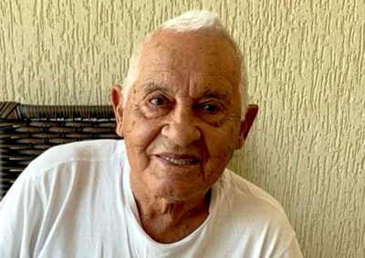 Ele chegou &agrave; regi&atilde;o em 1969 e foi propriet&aacute;rio de um bar famoso, o Chave de Ouro