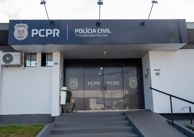 O homem, identificado pelas iniciais P. R. S. F., foi informado sobre a ordem judicial, recebeu voz de pris&atilde;o e foi encaminhado &agrave; sede da 7&ordf; SDP