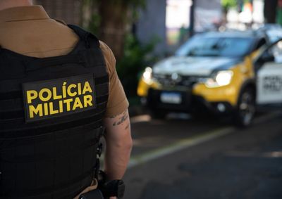 Segundo informa&ccedil;&otilde;es, um indiv&iacute;duo acessou o interior da empresa pelo teto, causando danos &agrave; estrutura, principalmente nas telhas