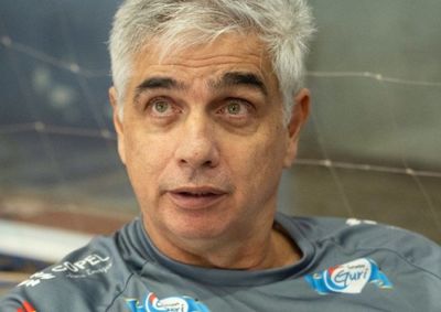 Ainda com algumas restri&ccedil;&otilde;es, treinador prepara a equipe para a sequ&ecirc;ncia da Chave Ouro e Liga Nacional
