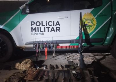 Ap&oacute;s o monitoramento da regi&atilde;o, os policiais encontraram um grupo de oito pessoas que estaria realizando ca&ccedil;a com o aux&iacute;lio de c&atilde;es