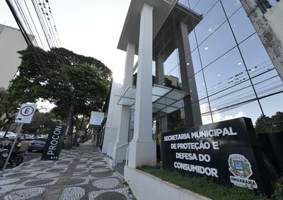  Para criar p&acirc;nico e induzir o empres&aacute;rio ao erro, a mensagem exibe valores altos de alegadas reclama&ccedil;&otilde;es e multas que chegam a ultrapassar R$ 23 mil